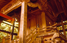 川辺八幡神社本殿